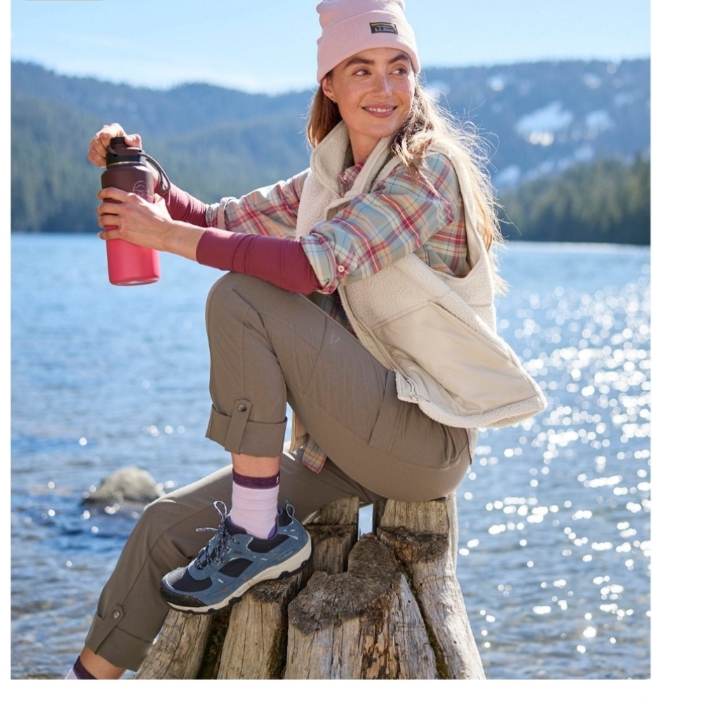 L.L. Bean Insulated Bean Canteen Water Bottle 32 oz. Sunset Fade Print Pink Used - Picture 9 of 10